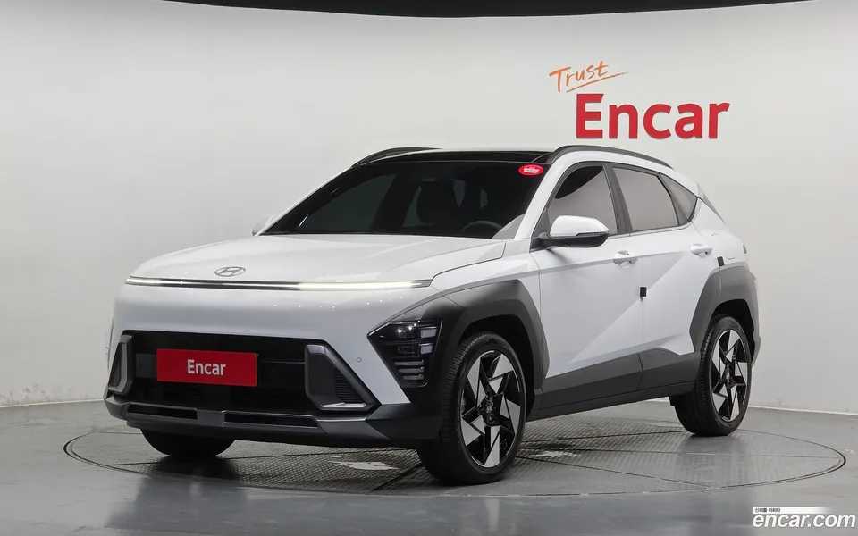Hyundai Kona 1.6 2WD 2024 — photo 1, buy with delivery to Moscow