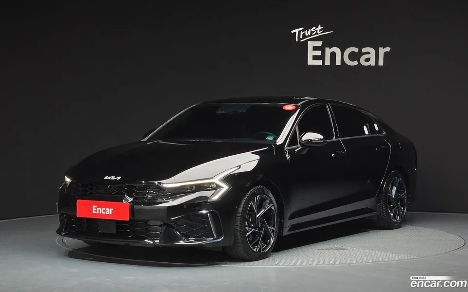 Kia K5 Hybrid 2023 — photo 1, buy with delivery to Moscow