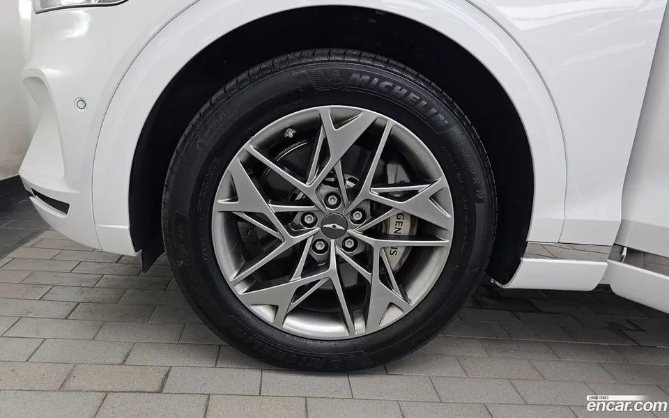 Genesis GV70 2.5T AWD 2024 — thumbnail 2