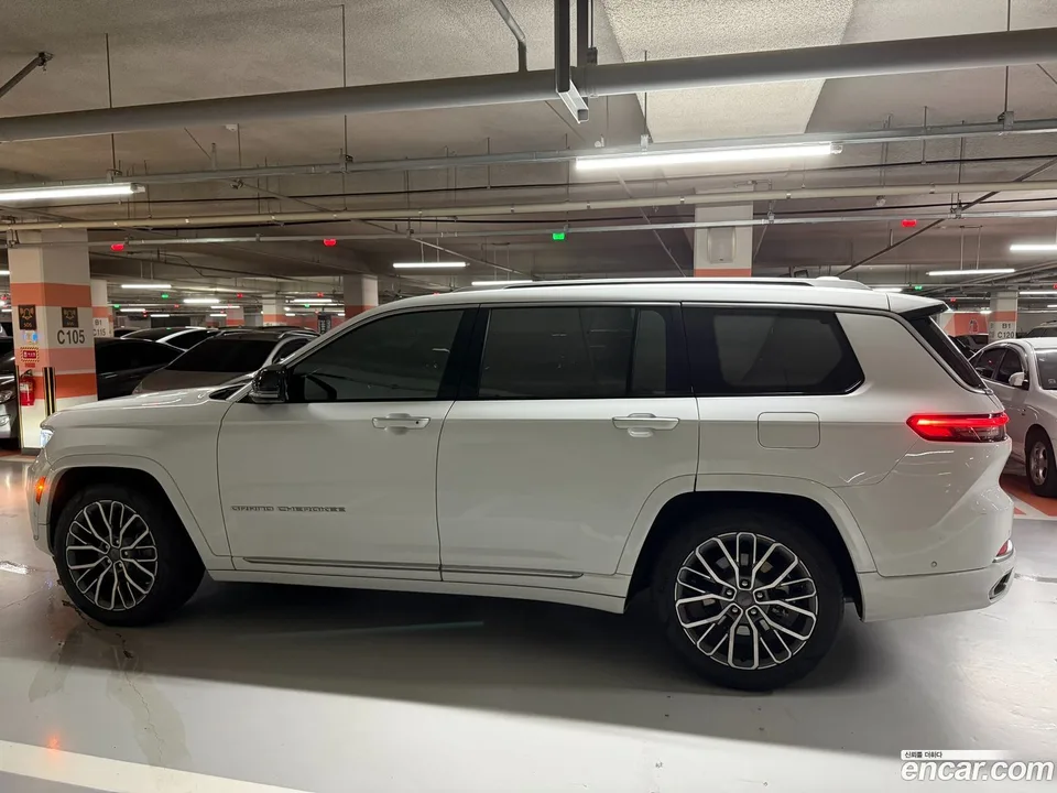 Jeep Grand Cherokee L 3.6 2023 — thumbnail 4