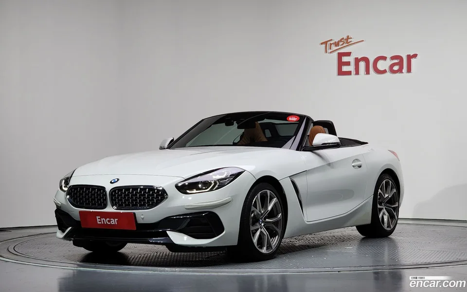 BMW Z4 sDrive20i 2022 — photo 1, buy with delivery to Moscow