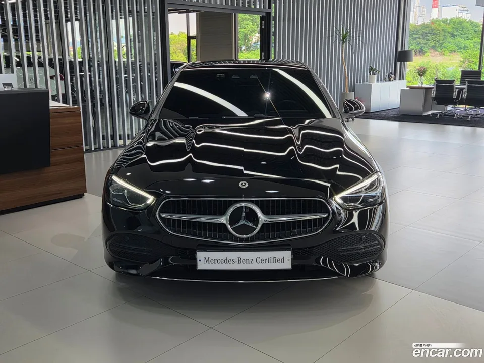 Mercedes-Benz C-Class C200 2024 — миниатюра 3