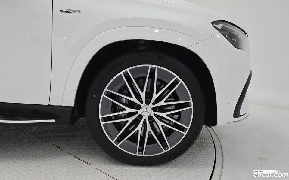 Mercedes-Benz GLE-Class AMG GLE53 4MATIC+ 2025 — thumbnail 2