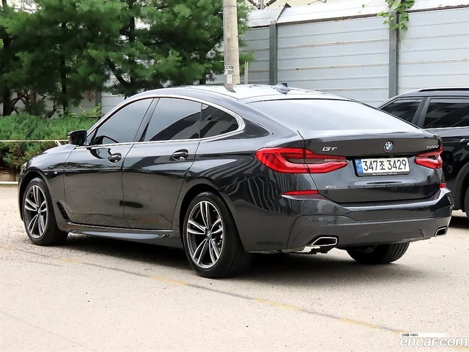 BMW 6 Series GT 620d xDrive M 2023 — thumbnail 3