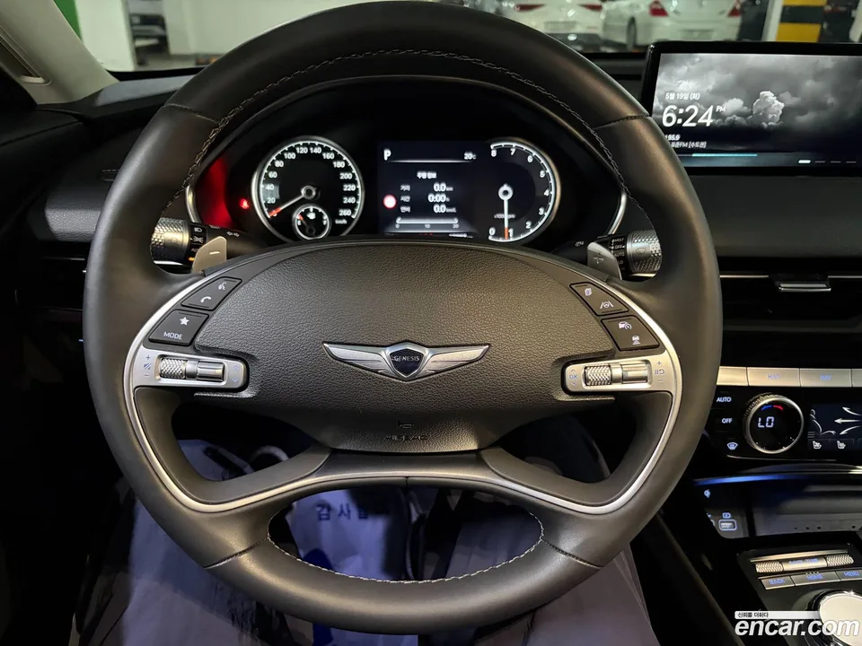 Genesis G80 2.5 AWD 2023 — thumbnail 2