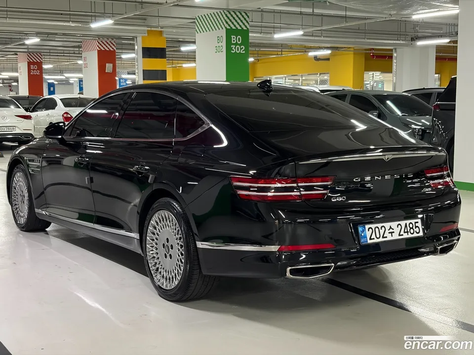 Genesis G80 2.5 AWD 2023 — thumbnail 3