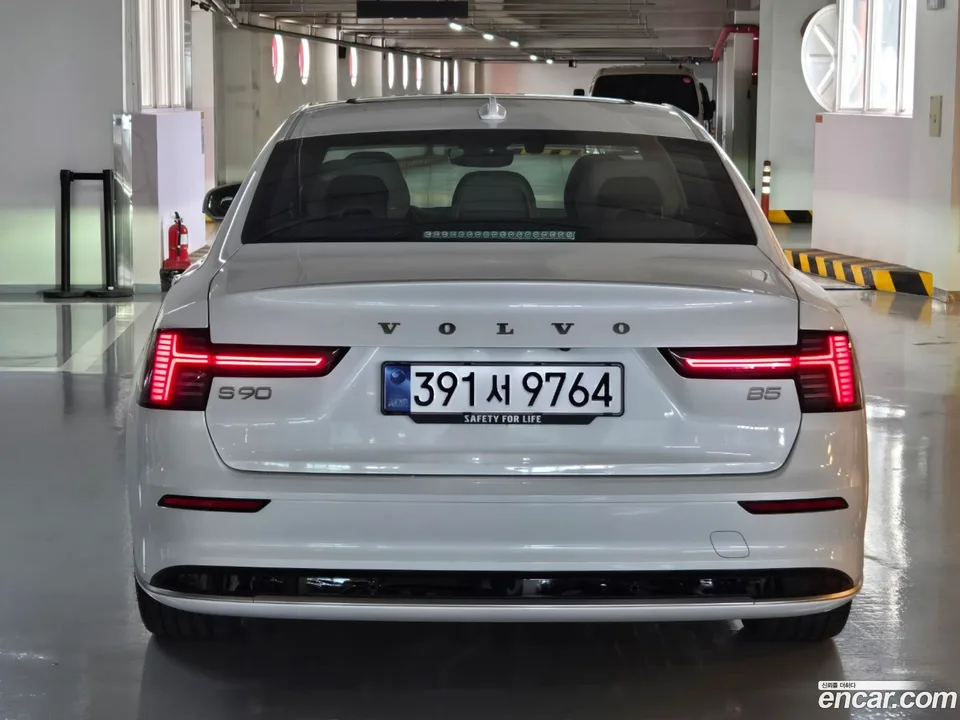 Volvo S90 B5 2026 — thumbnail 4