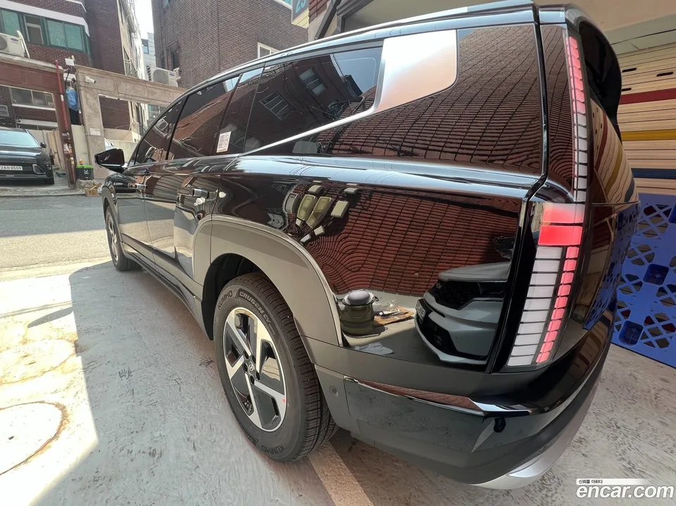 Hyundai Ioniq 9 AWD 2026 — thumbnail 4