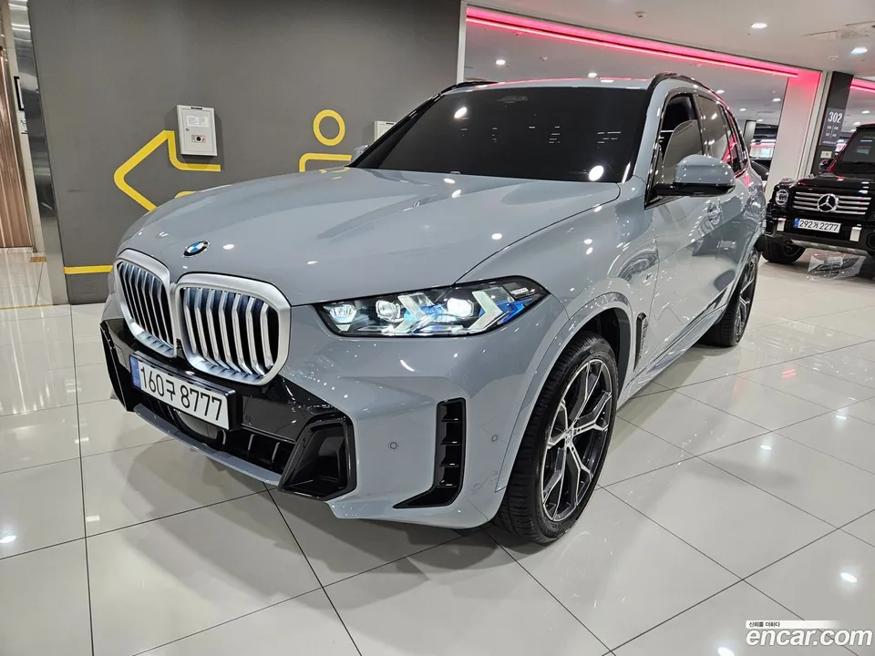 BMW X5 xDrive 30d M 2026 — photo 1, buy with delivery to Moscow