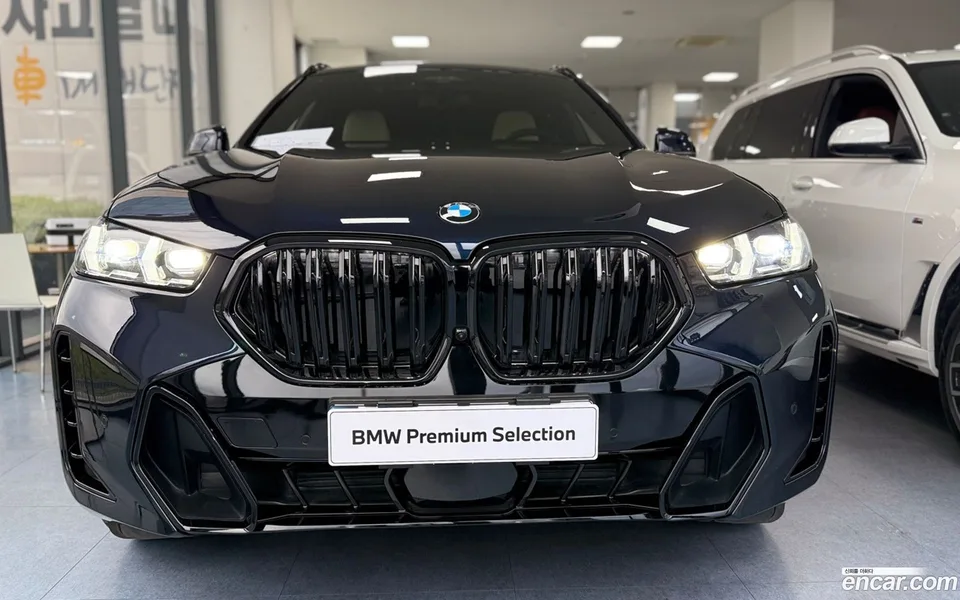 BMW X6 xDrive40i M 2025 — thumbnail 3