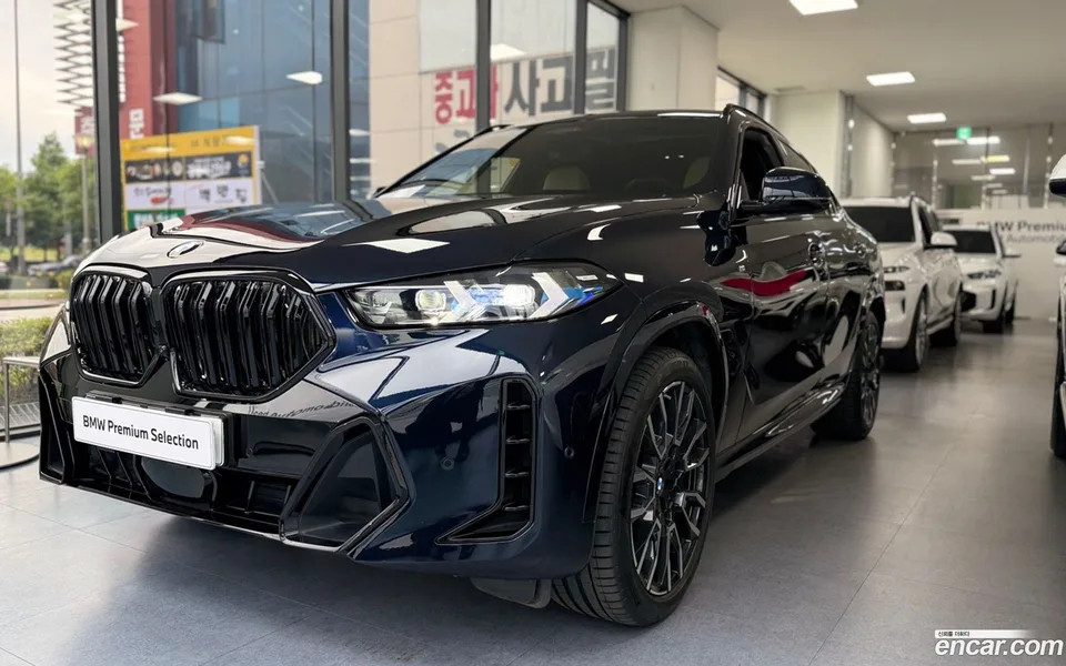 BMW X6 xDrive40i M 2025 — photo 1, buy with delivery to Moscow