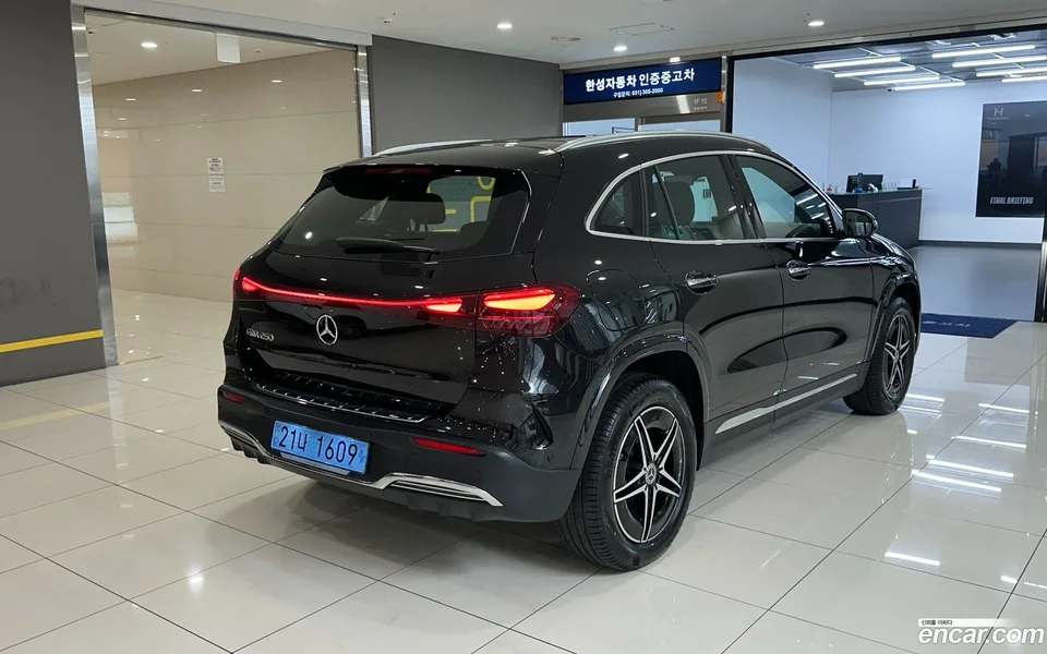 Mercedes-Benz EQA EQA250 AMG 2025 — thumbnail 4