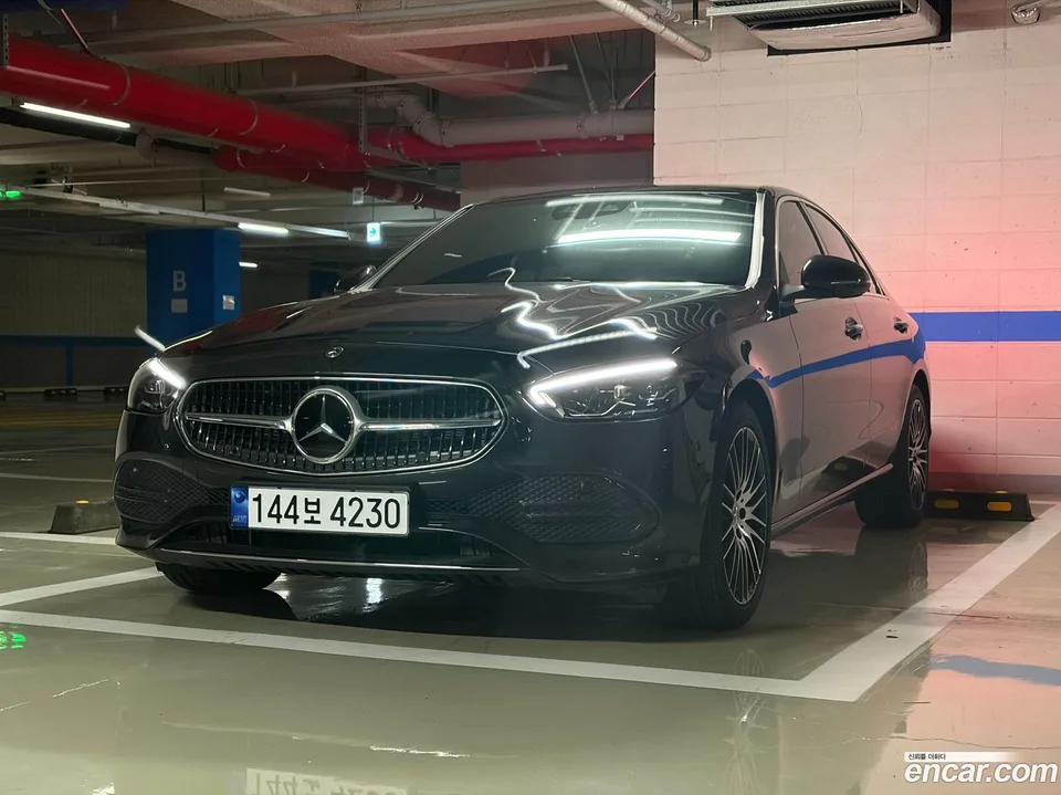 Mercedes-Benz C-Class C200 2025 — photo 1, buy with delivery to Moscow