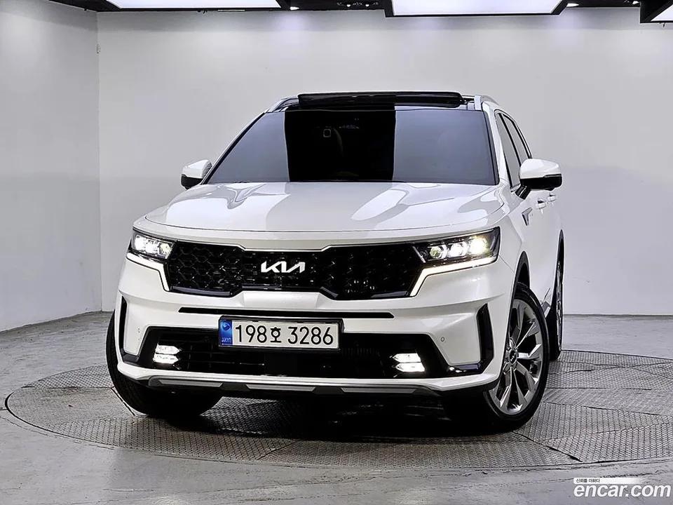 Kia Sorento 2.5T 2WD 2023 — thumbnail 3