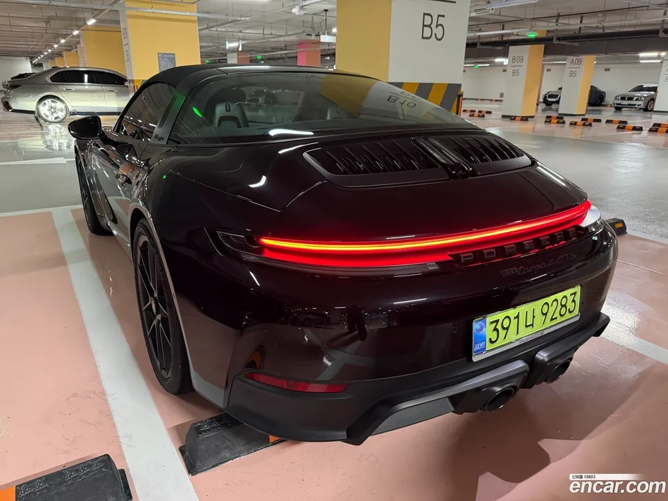 Porsche 911 (992) 4 GTS 2026 — thumbnail 3