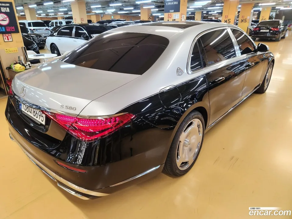 Mercedes-Benz S-Class S580 4MATIC 2022 — thumbnail 3
