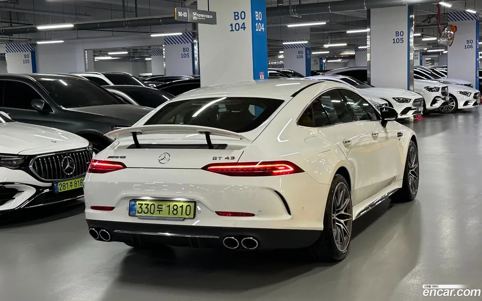 Mercedes-Benz AMG GT 4 43 4MATIC+ 2025 — thumbnail 4