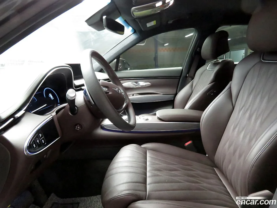 Genesis GV70 2.5T AWD 2024 — thumbnail 2