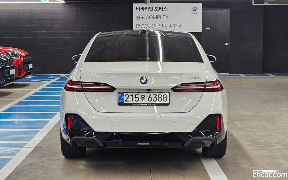 BMW 5 Series 520i M 2025 — thumbnail 4