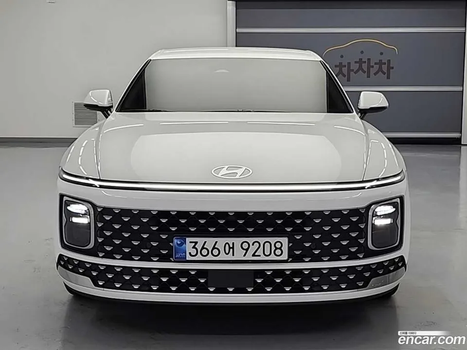 Hyundai Grandeur Hybrid 2025 — photo 1, buy with delivery to Moscow