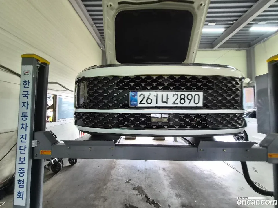 Hyundai Grandeur 2.5 2WD 2024 — photo 1, buy with delivery to Moscow