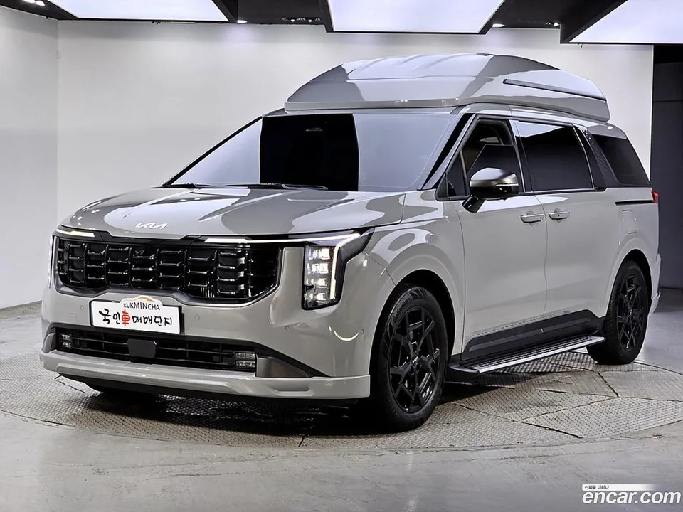 Kia Carnival HEV 9 () 2024 — photo 1, buy with delivery to Moscow