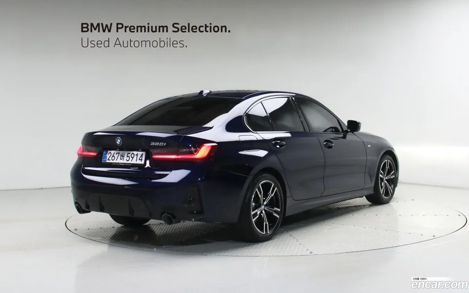BMW 3 Series 320i M 2025 — thumbnail 4