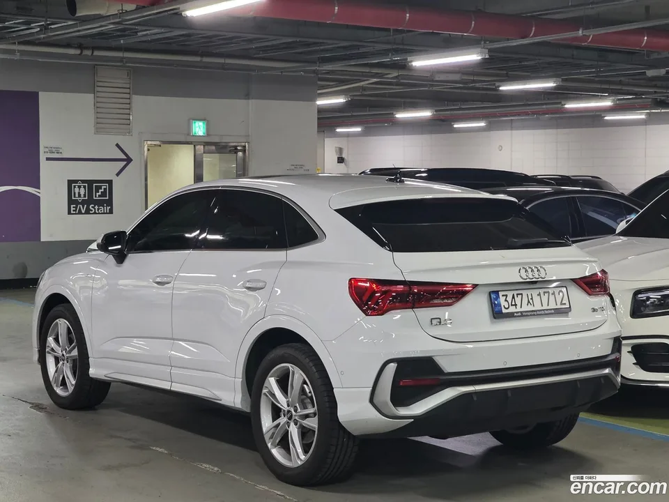 Audi Q3 35 TDI 2022 — thumbnail 3