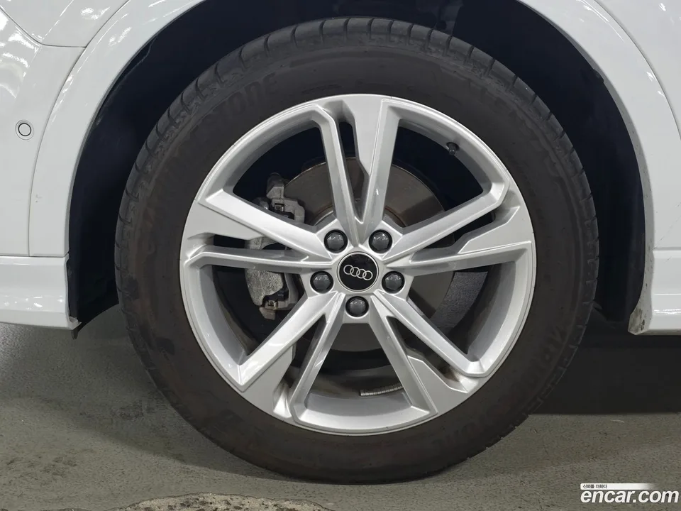 Audi Q3 35 TDI 2022 — thumbnail 5