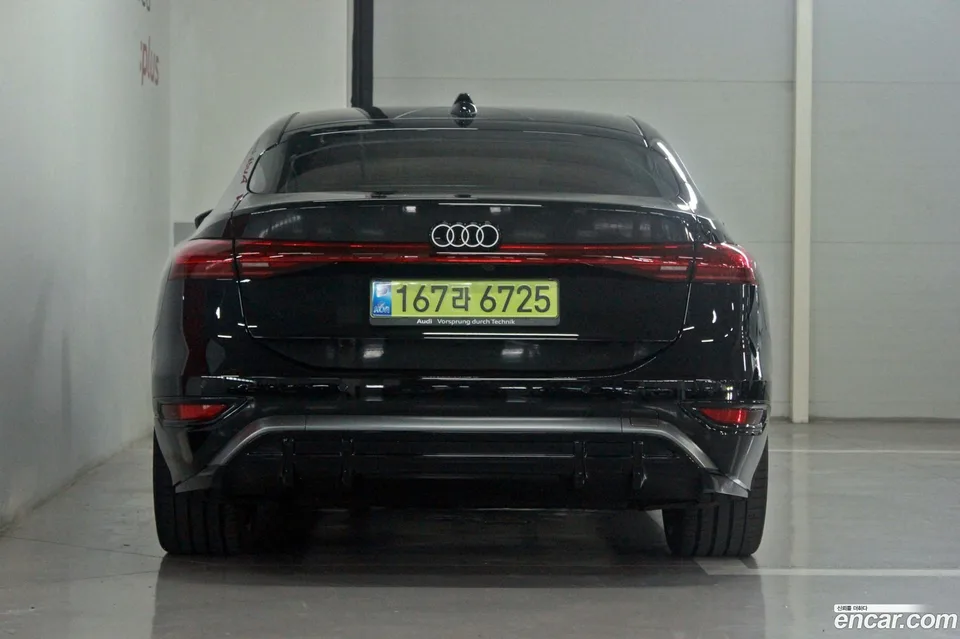 Audi A6 e- S Line 2025 — thumbnail 4