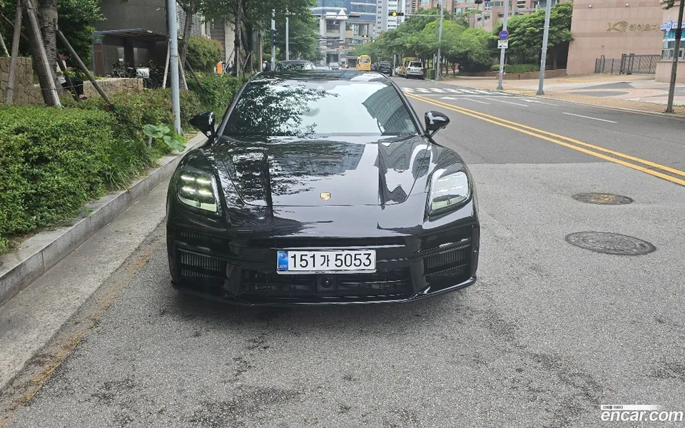 Porsche Panamera (971) 2.9 AWD 2024 — thumbnail 3