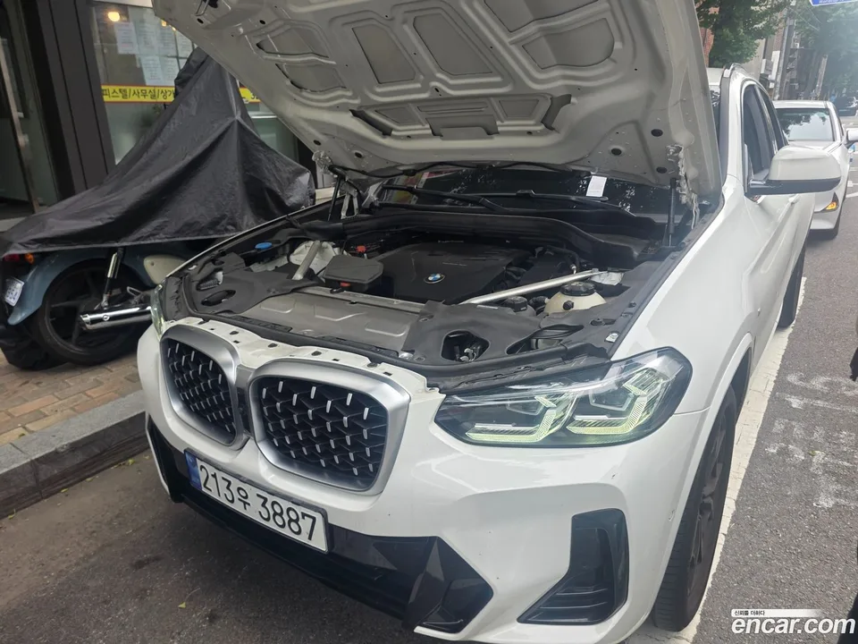 BMW X4 xDrive20i M 2024 — миниатюра 2