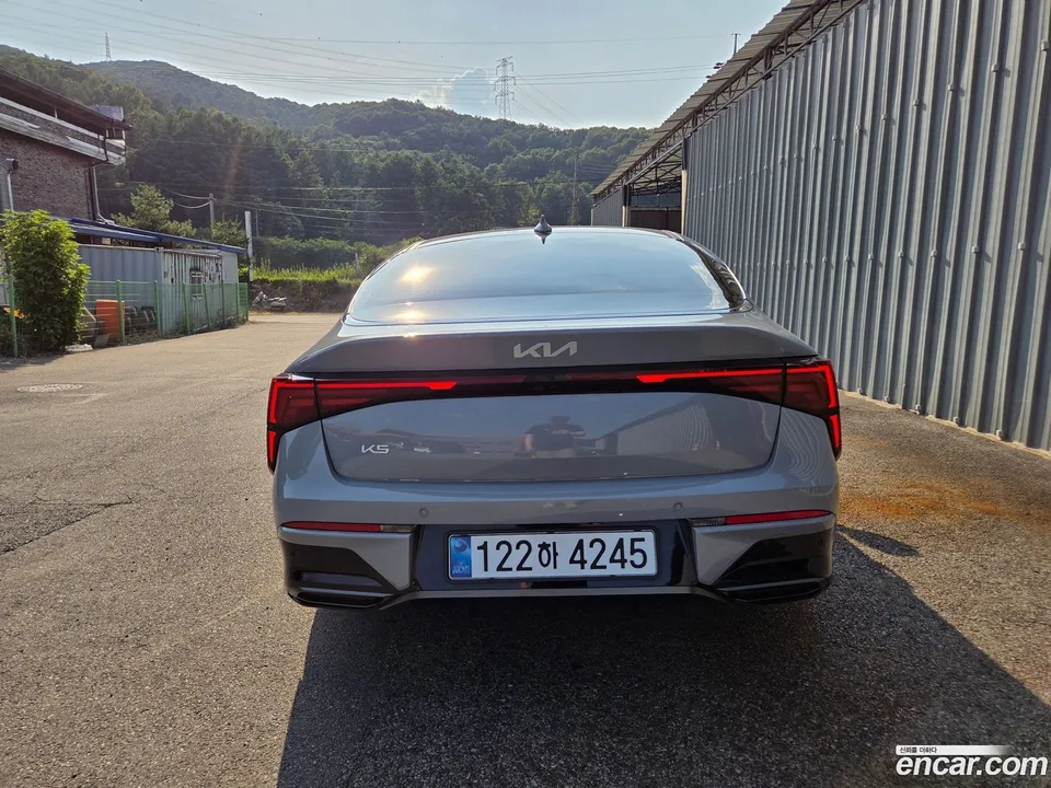 Kia K5 1.6 2025 — thumbnail 4