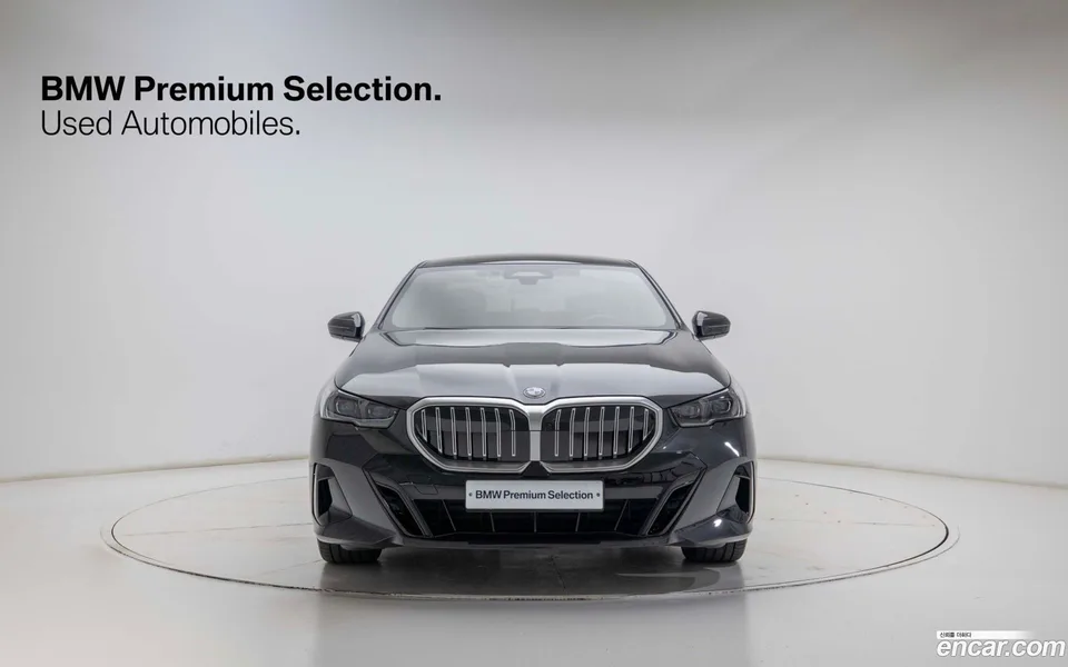 BMW 5 Series 523d M 2025 — thumbnail 3