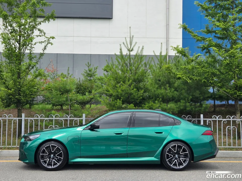 BMW M5 M5 2026 — thumbnail 4