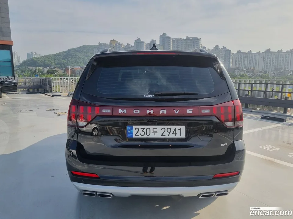 Kia Mohave The Master 3.0 4WD 7 2023 — thumbnail 3