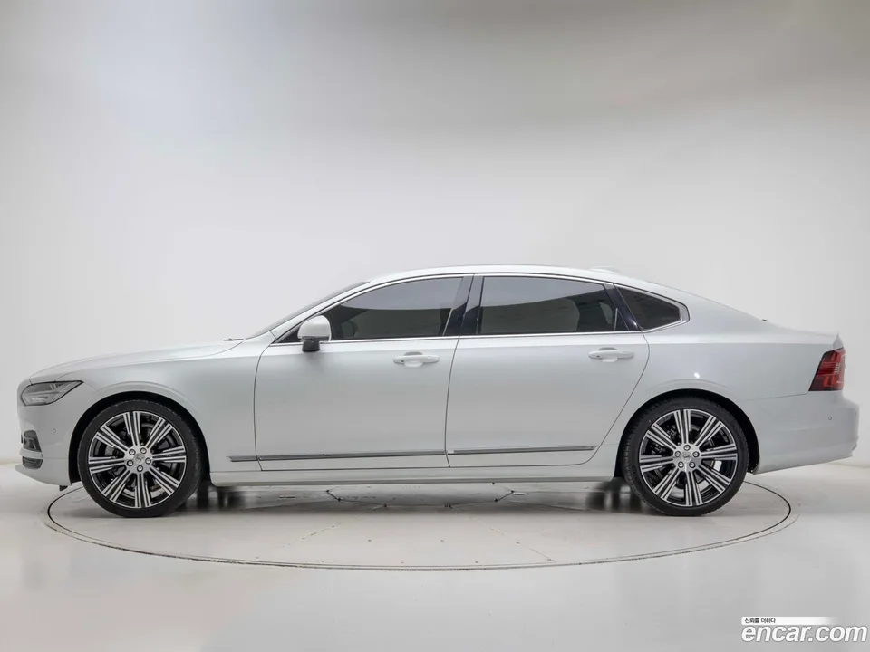 Volvo S90 B6 AWD 2024 — thumbnail 3