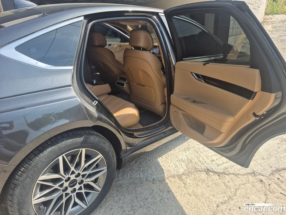 Genesis G80 2.5 AWD 2024 — thumbnail 2