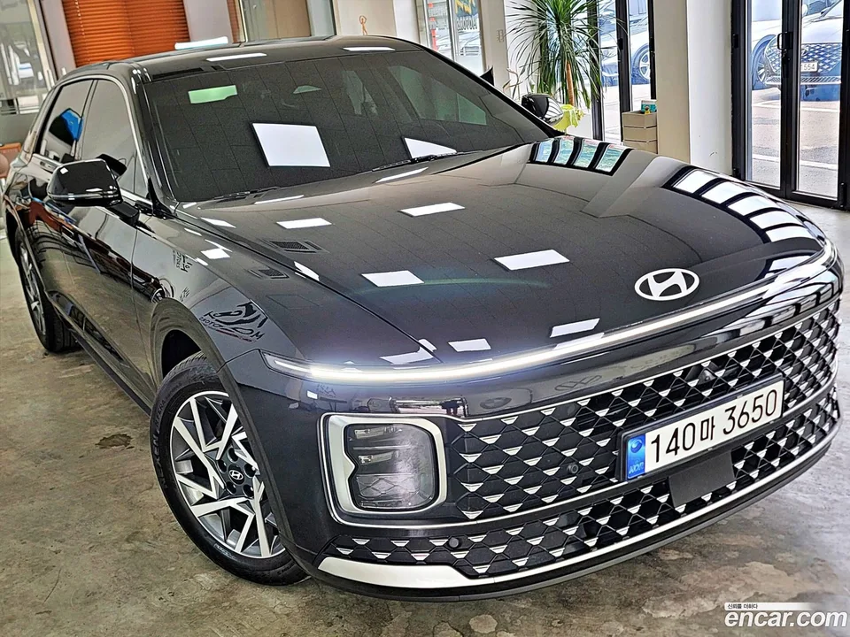 Hyundai Grandeur 2.5 2WD 2023 — thumbnail 3