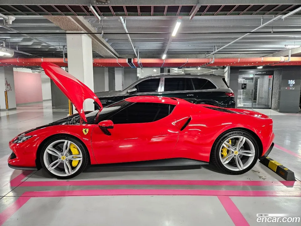 Ferrari 296 GTB 3.0 V6 2024 — thumbnail 2