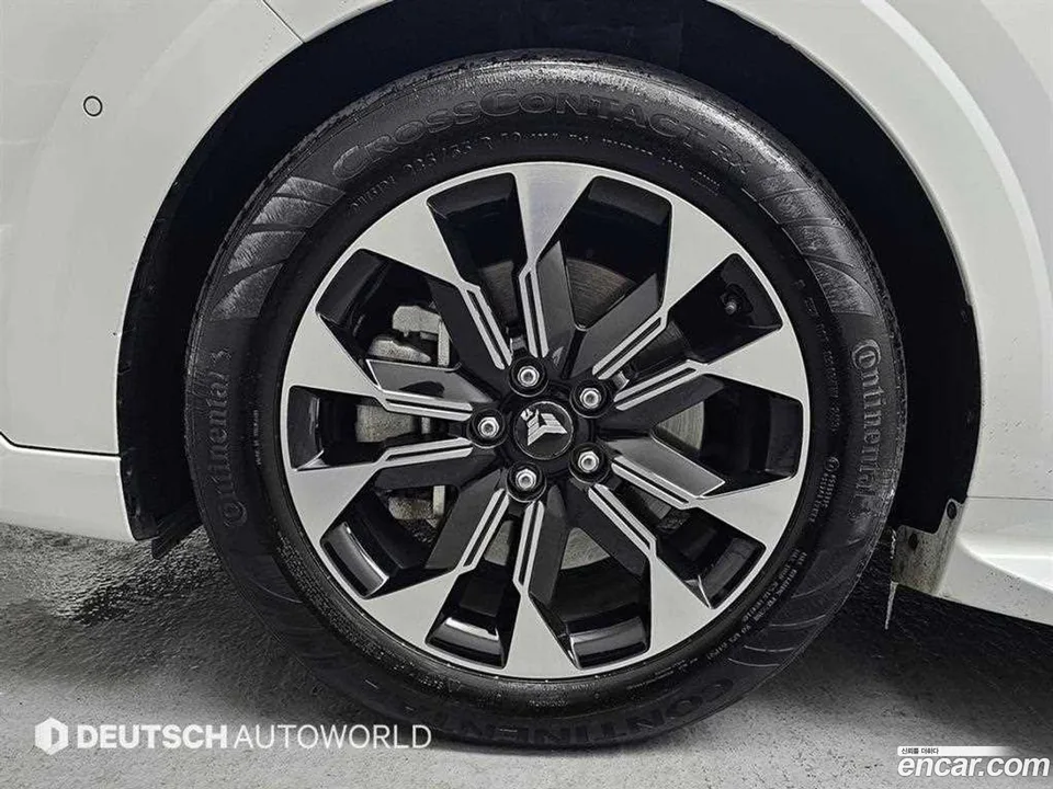 Kia Carnival 9 () 2023 — thumbnail 2