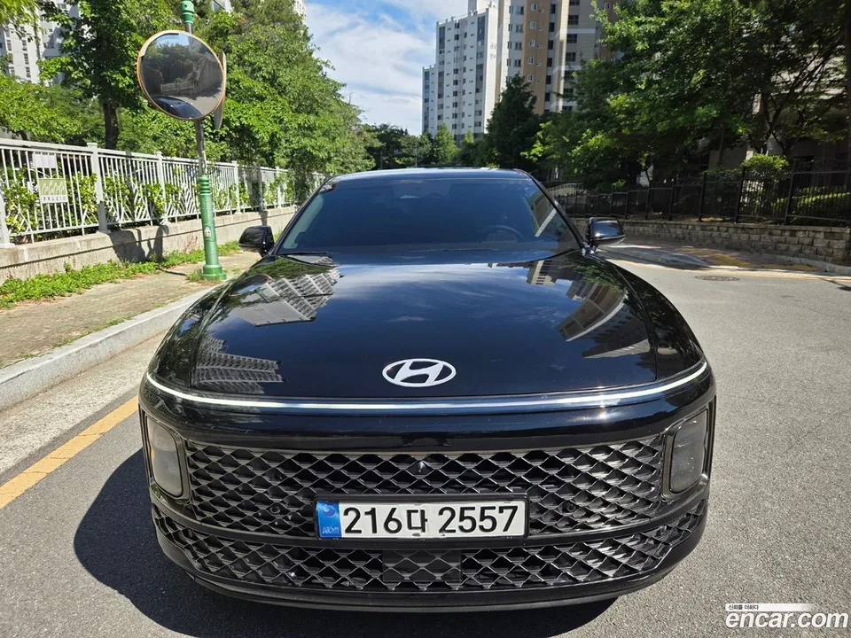 Hyundai Grandeur 2.5 2WD 2024 — photo 1, buy with delivery to Moscow
