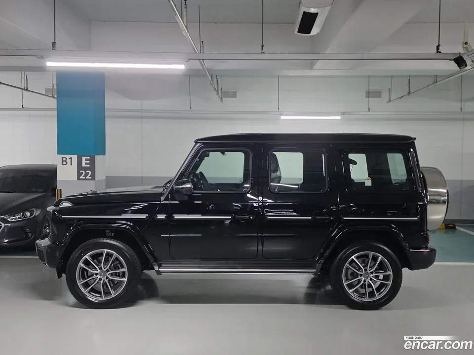 Mercedes-Benz G-Class G450d 2026 — thumbnail 3