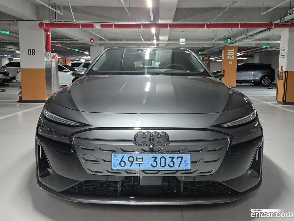 Audi A6 e- S Line 2025 — thumbnail 3