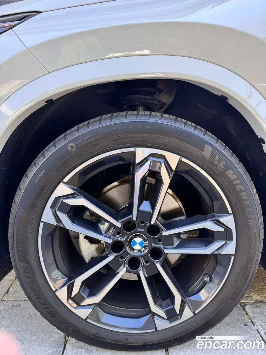 BMW X1 sDrive 18d M 2025 — thumbnail 5