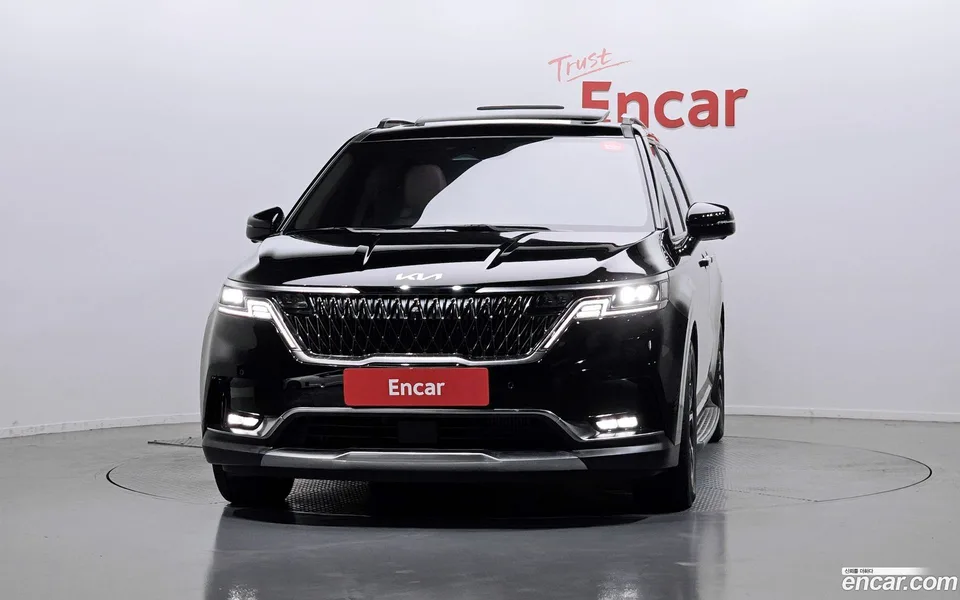 Kia Carnival 7 2022 — thumbnail 3