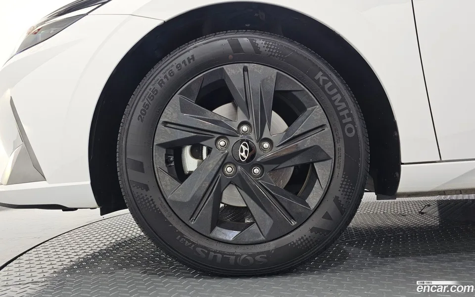 Hyundai Avante 1.6 2023 — thumbnail 2