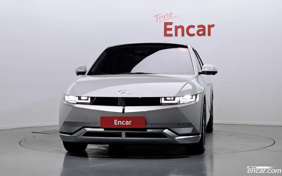 Hyundai Ioniq 5 AWD 2023 — thumbnail 3