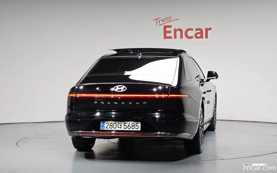 Hyundai Grandeur Hybrid 2025 — thumbnail 4