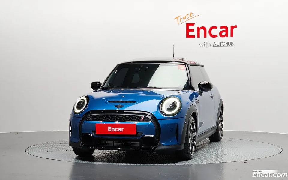 MINI Cooper S 2023 — миниатюра 3